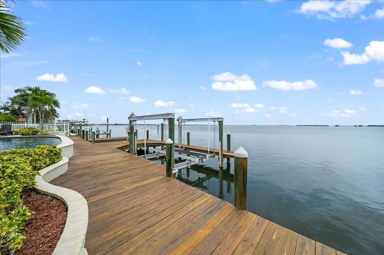 17 Country Club Rd #1351177P - Photo 7 of 33