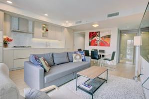 featured image of 32 Smithe Street