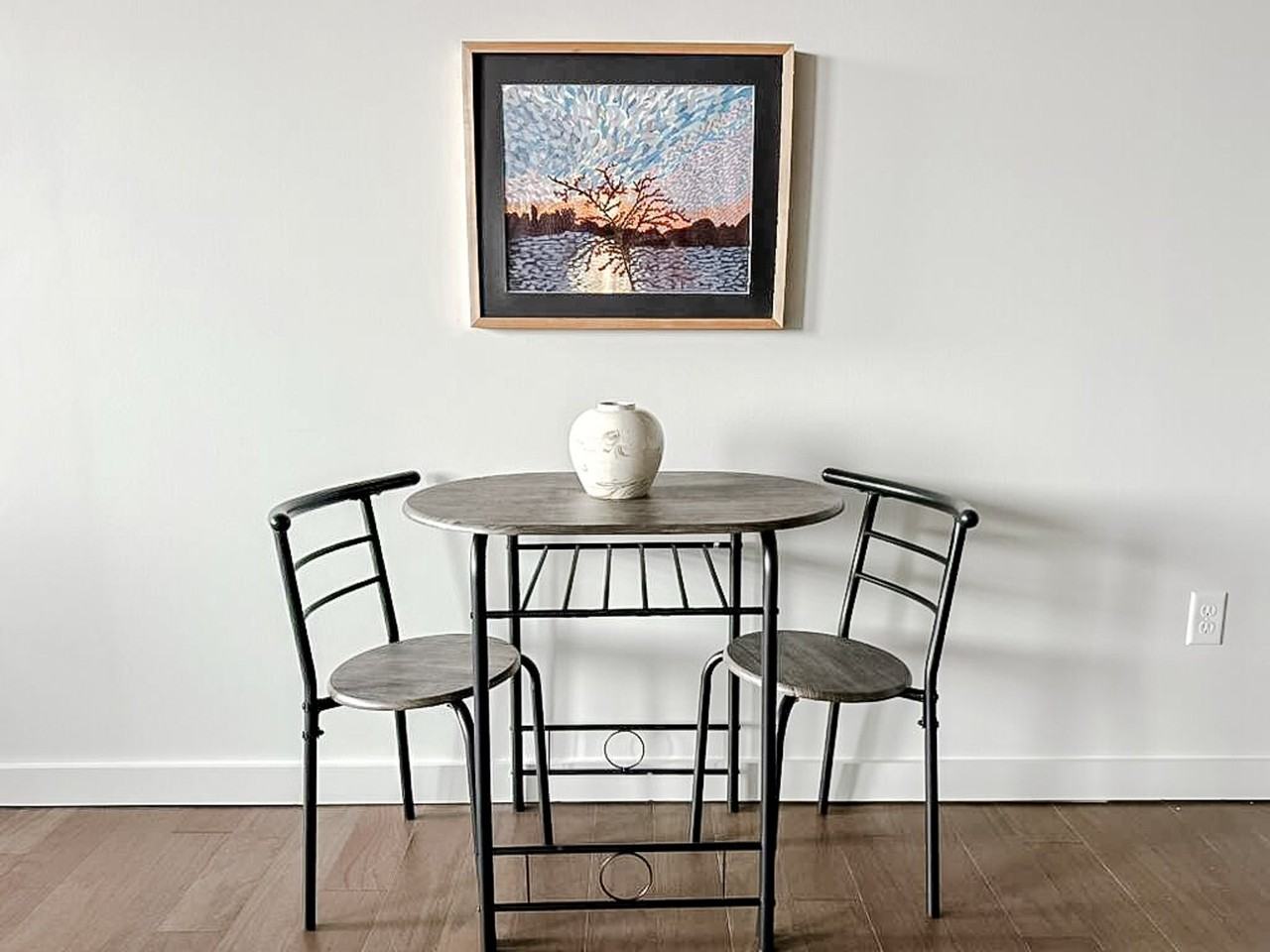 605 W 4th St N #1352443P - Photo 6 of 23