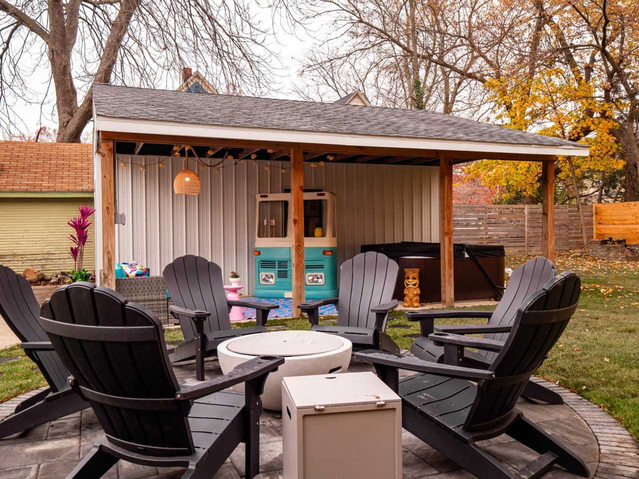 25 N Rose Blvd #1325707P - Photo 2 of 50