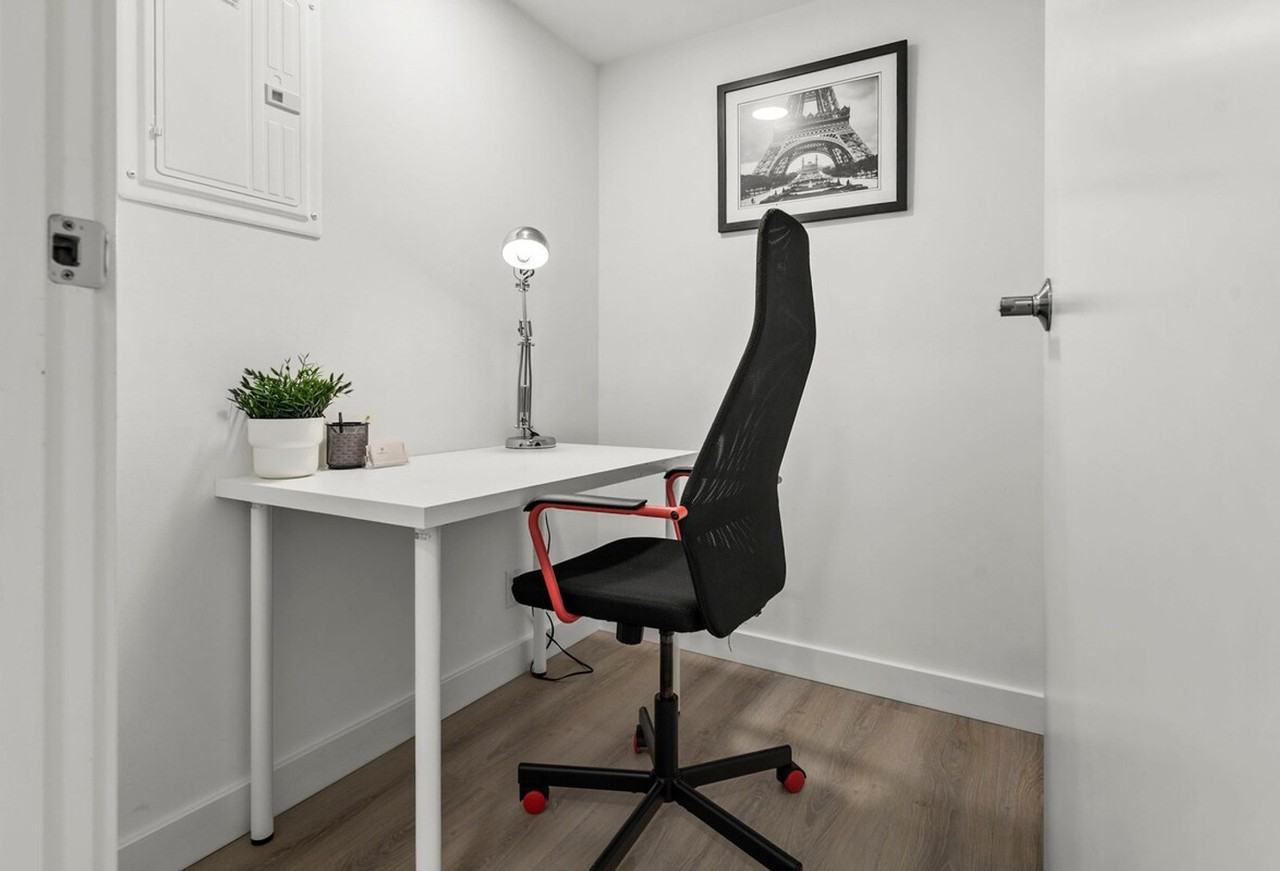 455 1 Ave Ne #1353868P - Photo 3 of 25