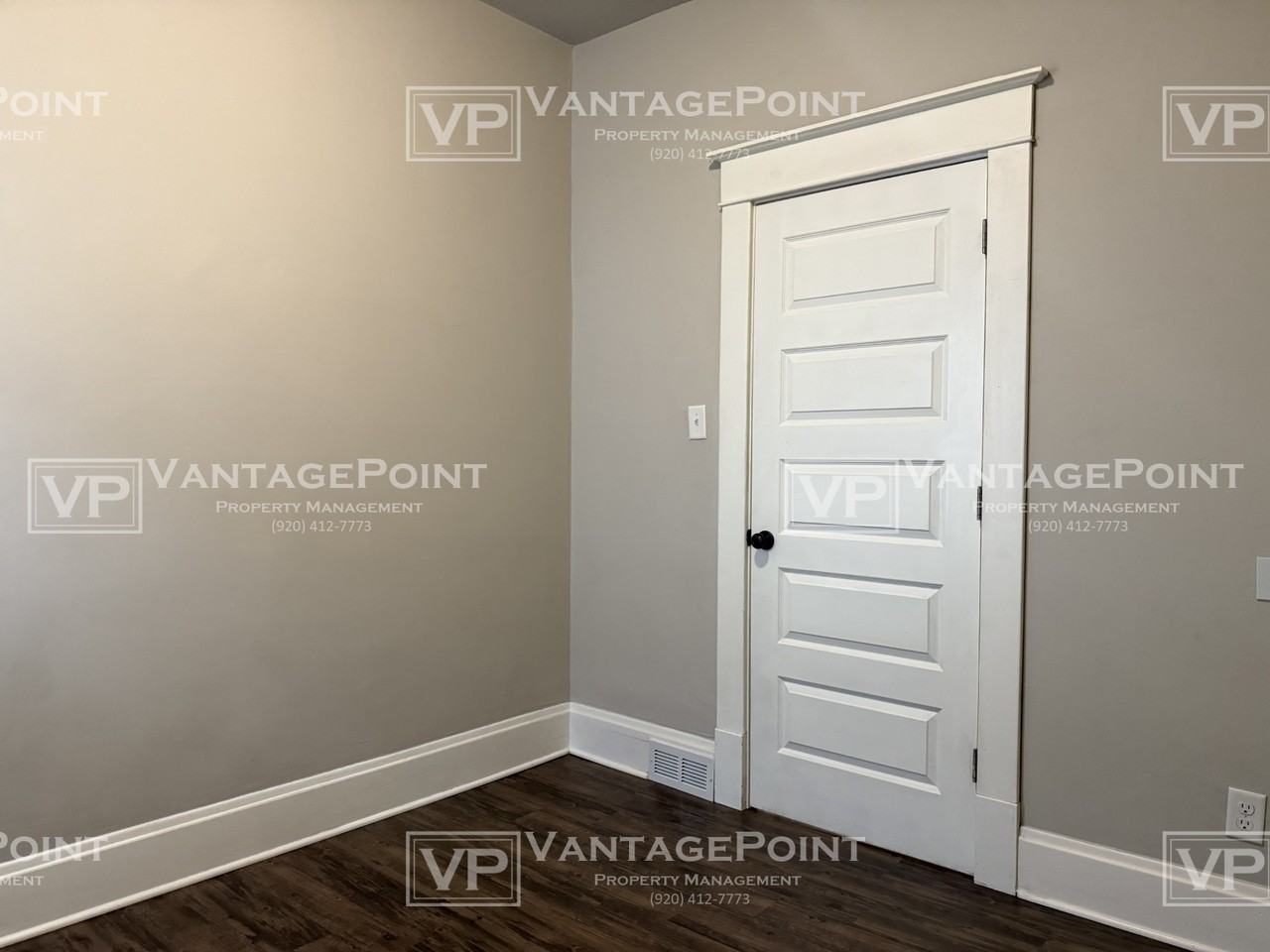 111 North Van Buren Street - Photo 3 of 17