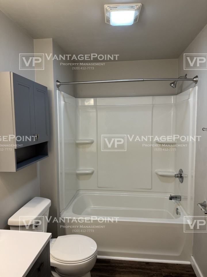 111 North Van Buren Street - Photo 7 of 17