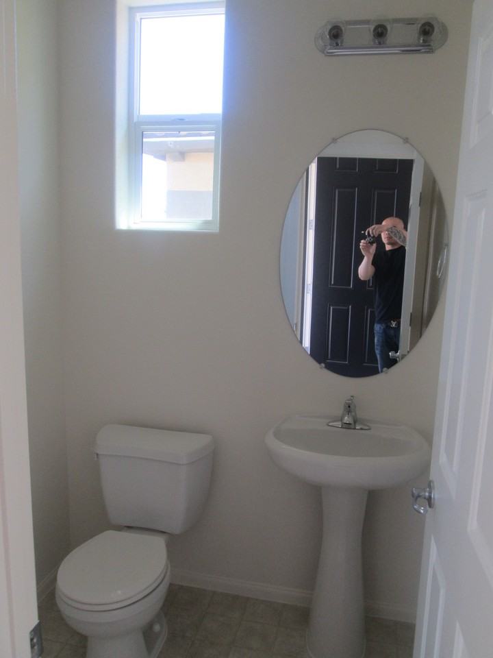 10069 Pacific Peak St - Photo 3 of 23