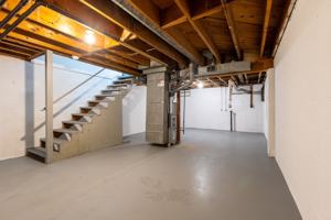 featured image of 5814 N Meadows Blvd