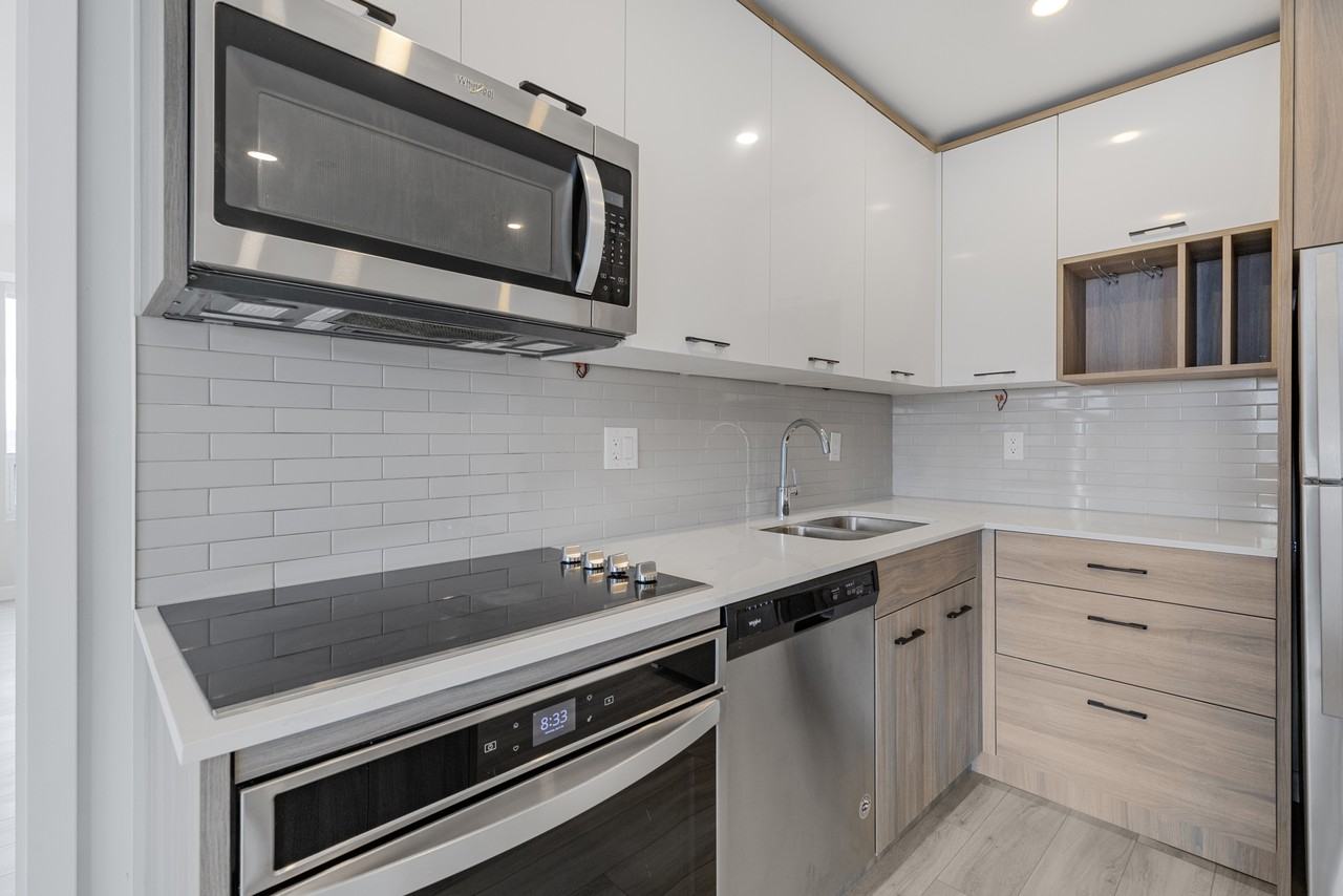 20 George Street #2609 - Photo 2 of 18