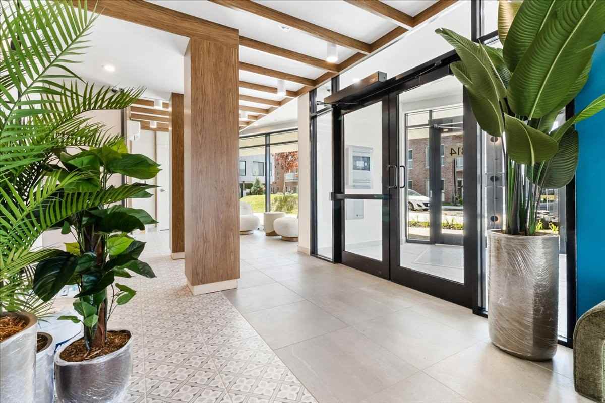 2e Avenue #115 - Photo 3 of 22