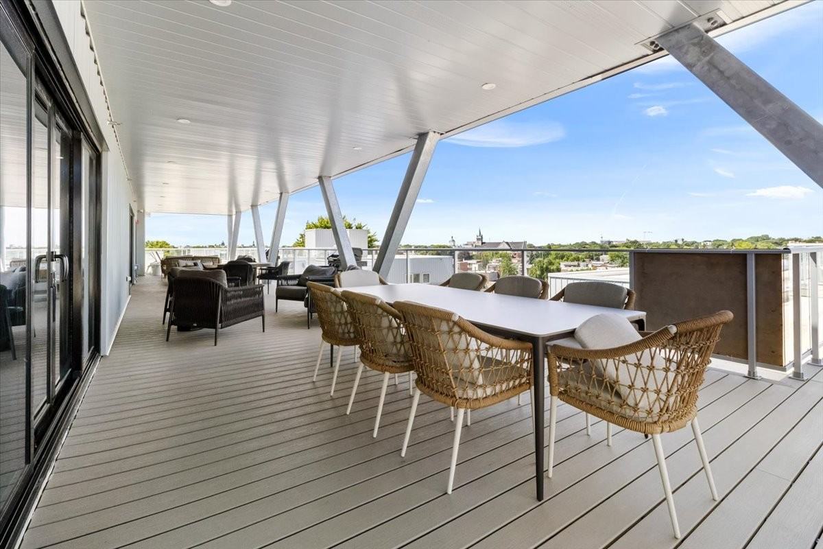 2e Avenue #115 - Photo 7 of 22