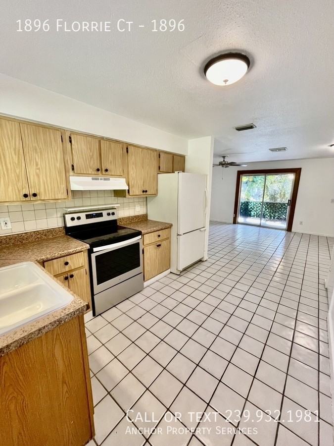 1896 Florrie Ct #1896 - Photo 4 of 13