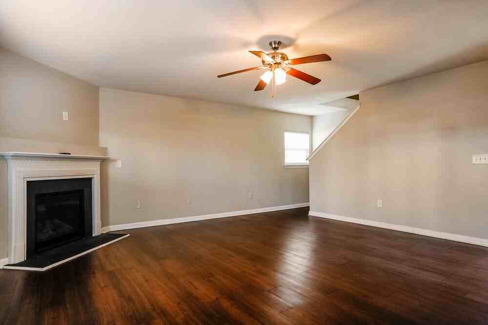 5022 Gailardia Dr - Photo 4 of 17