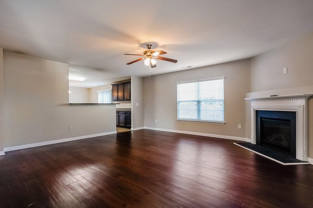 5022 Gailardia Dr - Photo 5 of 17