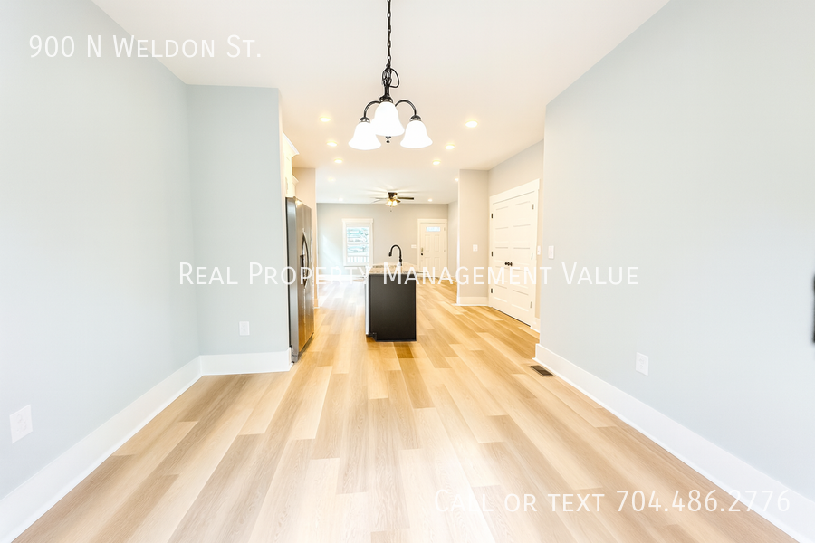 900 North Weldon Street - Photo 4 of 11