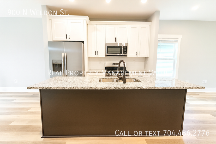 900 North Weldon Street - Photo 5 of 11