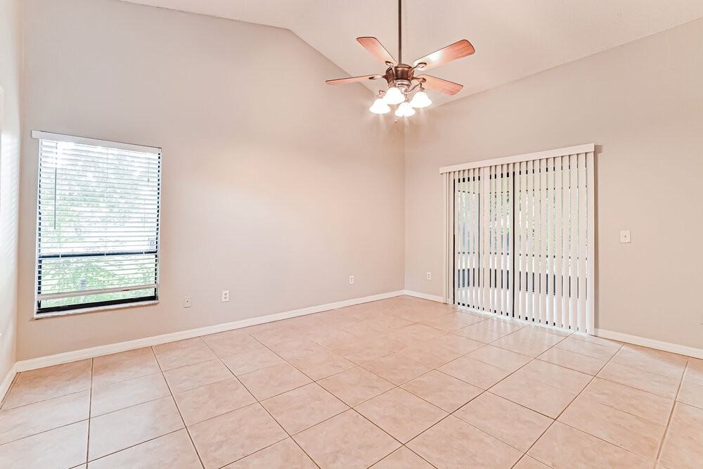 3130 Erskine Dr - Photo 4 of 16