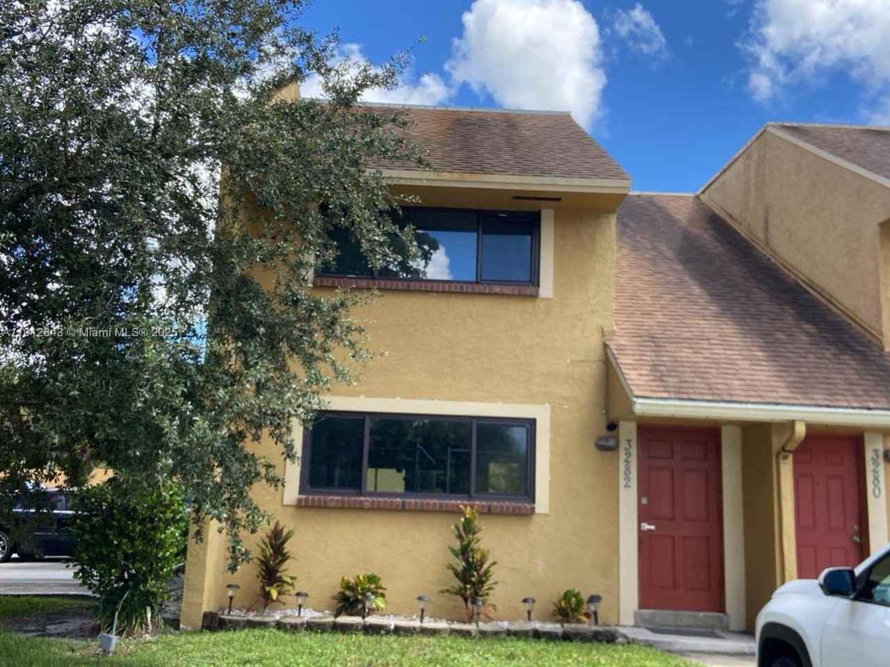 3282 North Pine Island Road