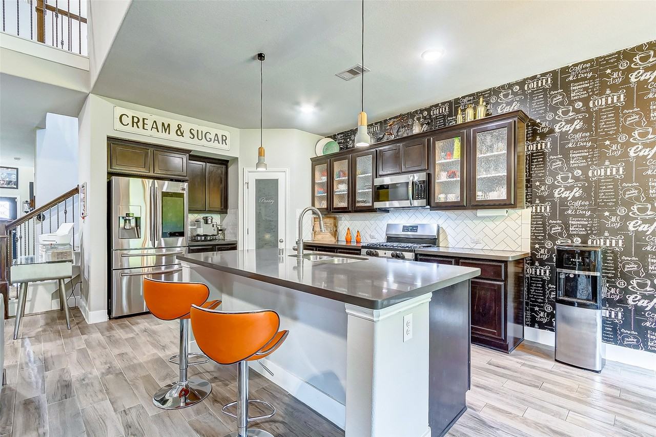 7314 Saddle Tree Dr #7314 - Photo 4 of 23