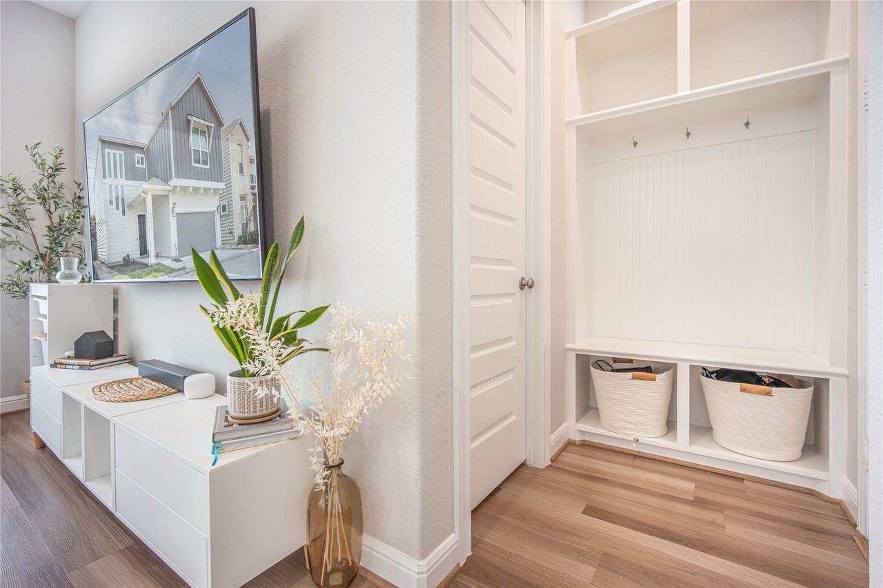 9907 Prairie Silo Ln #9907 - Photo 7 of 16