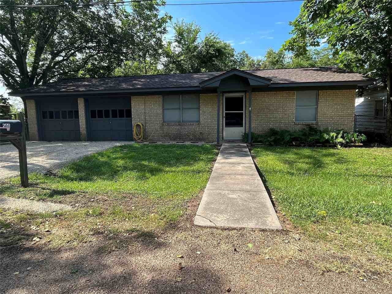 504 Colorado Street #504 - Photo 3 of 11