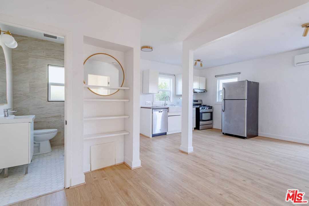 4309 Burns Ave #4309 - Photo 2 of 16