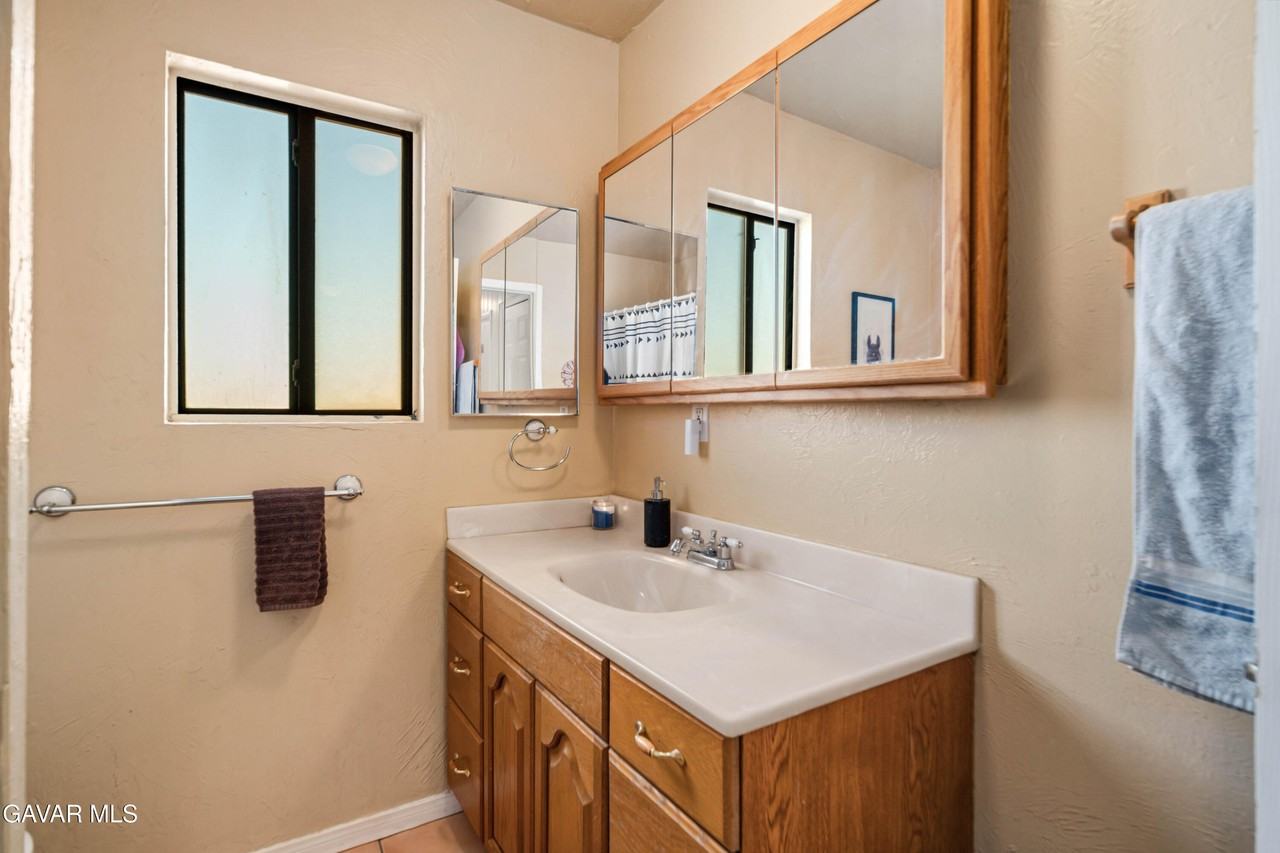 8206 Calva St #8206 - Photo 2 of 43