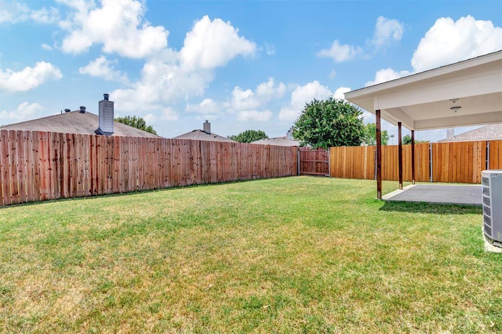 729 Sequoia Drive #729 - Photo 3 of 38