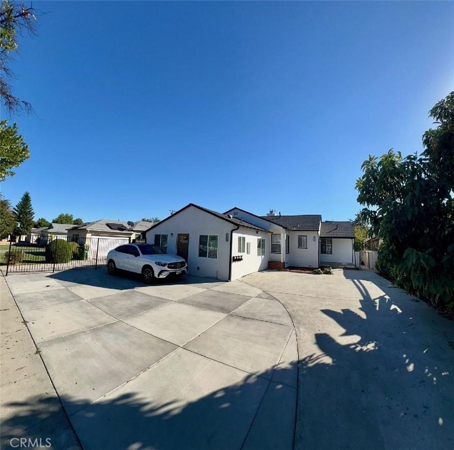 18658 Runnymede Street #18658 - Photo 2 of 10