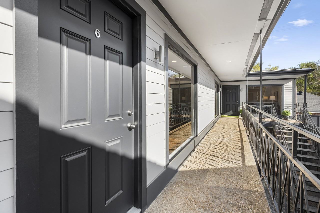 234 Westheimer Road #234-5 - Photo 5 of 19