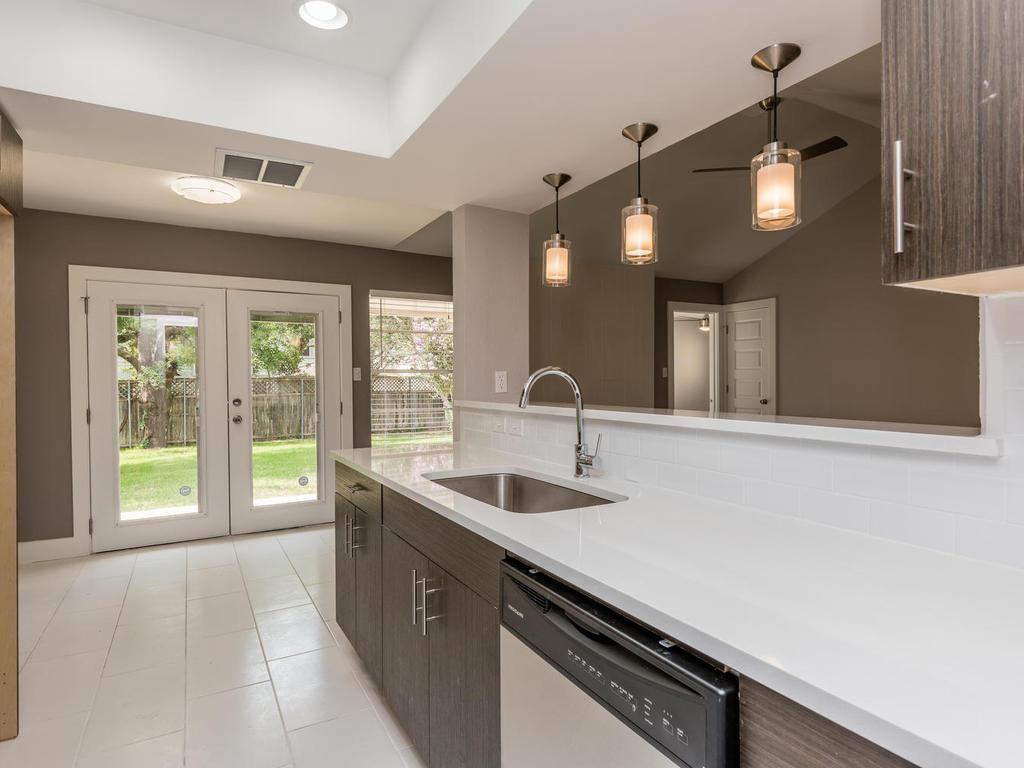 3910 Hillside Dr #3910 - Photo 6 of 12