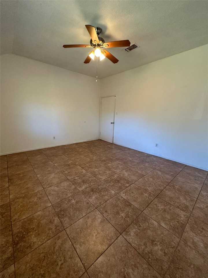 6603 Readsland Ln #6603 - Photo 5 of 20