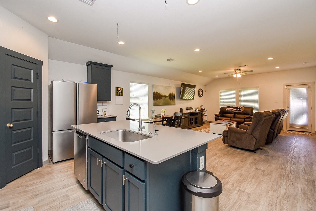 8222 Hush Heights Dr #8222 - Photo 5 of 20