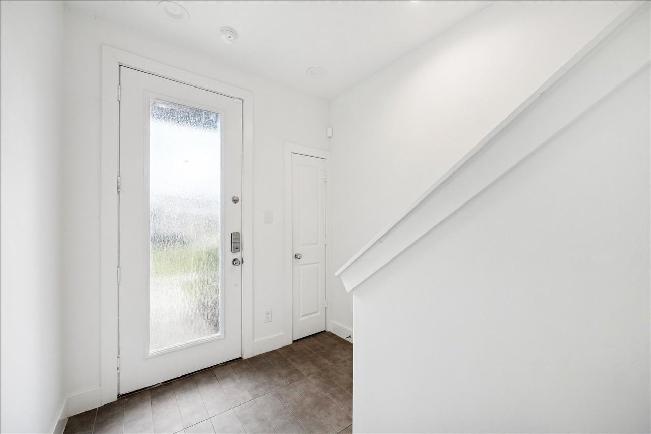 2612 Bastrop St #2612 - Photo 6 of 25