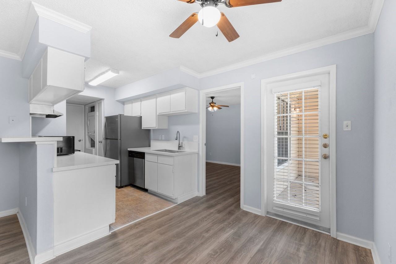 2750 Holly Hall Street