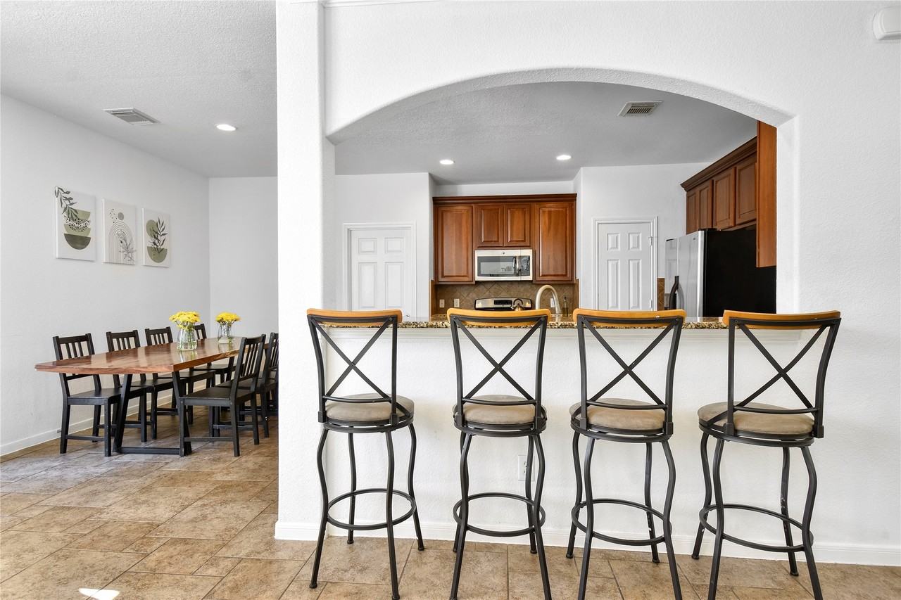 55 E Montfair Blvd #55 - Photo 5 of 25