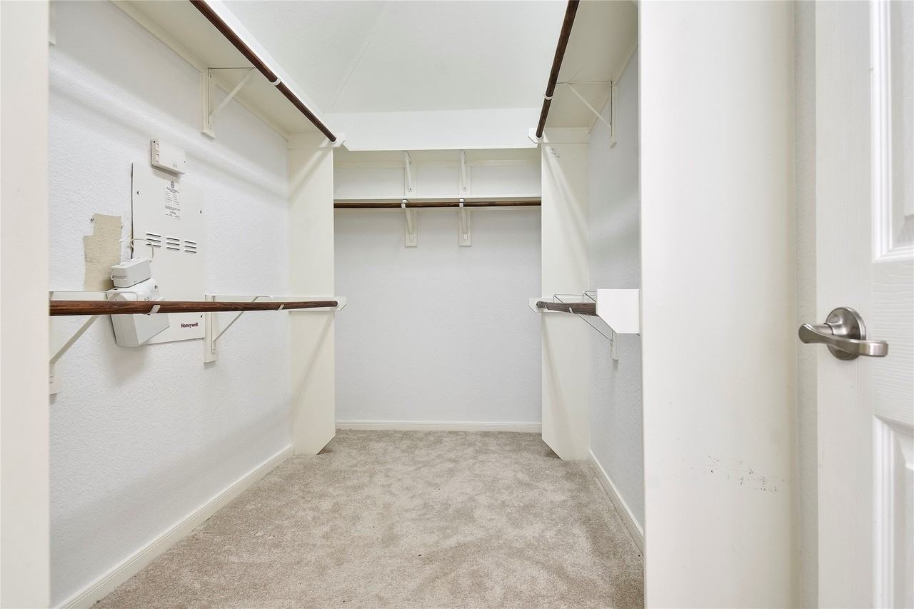 55 E Montfair Blvd #55 - Photo 6 of 25