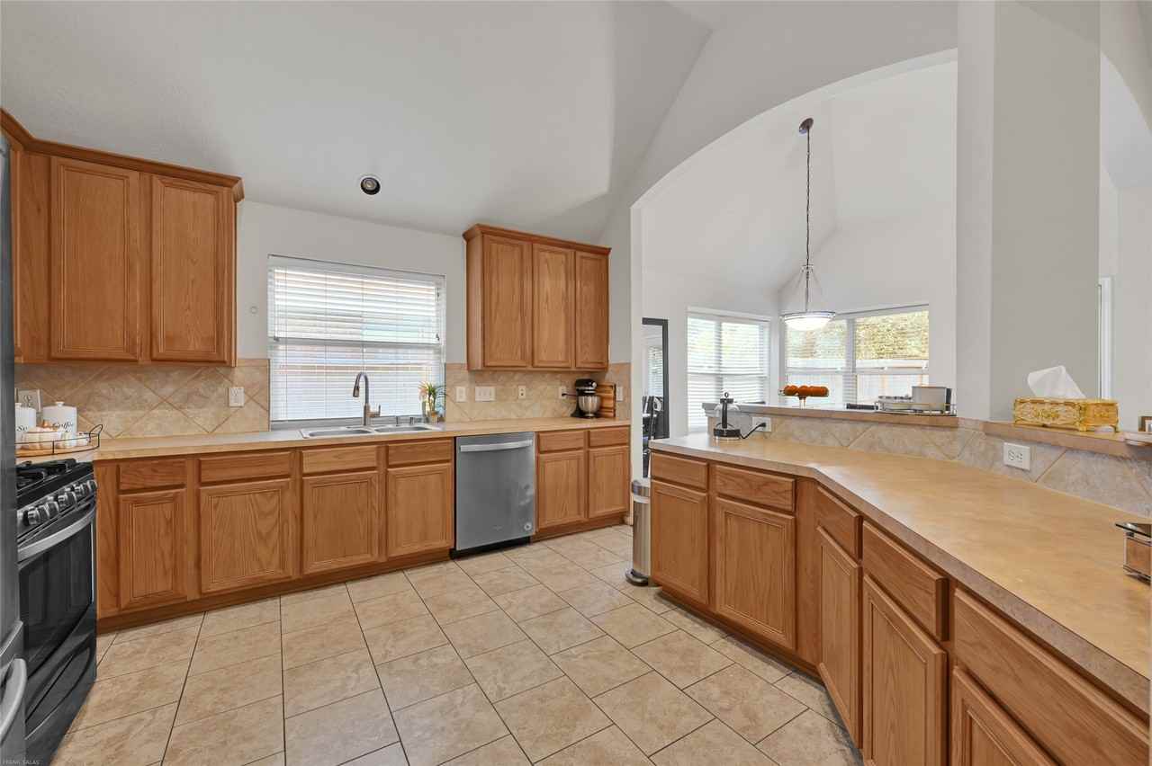 7506 Alpine Park Ln #7506 - Photo 7 of 23