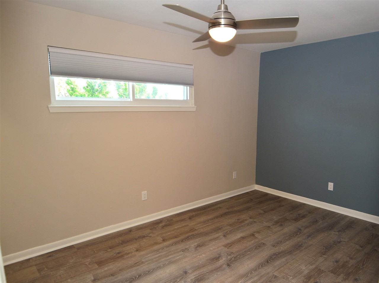 1725 Avenue O #1725REAR - Photo 2 of 26