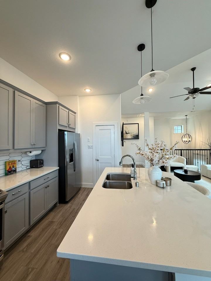 7826 Starfish Arbor Dr #7826 - Photo 7 of 19