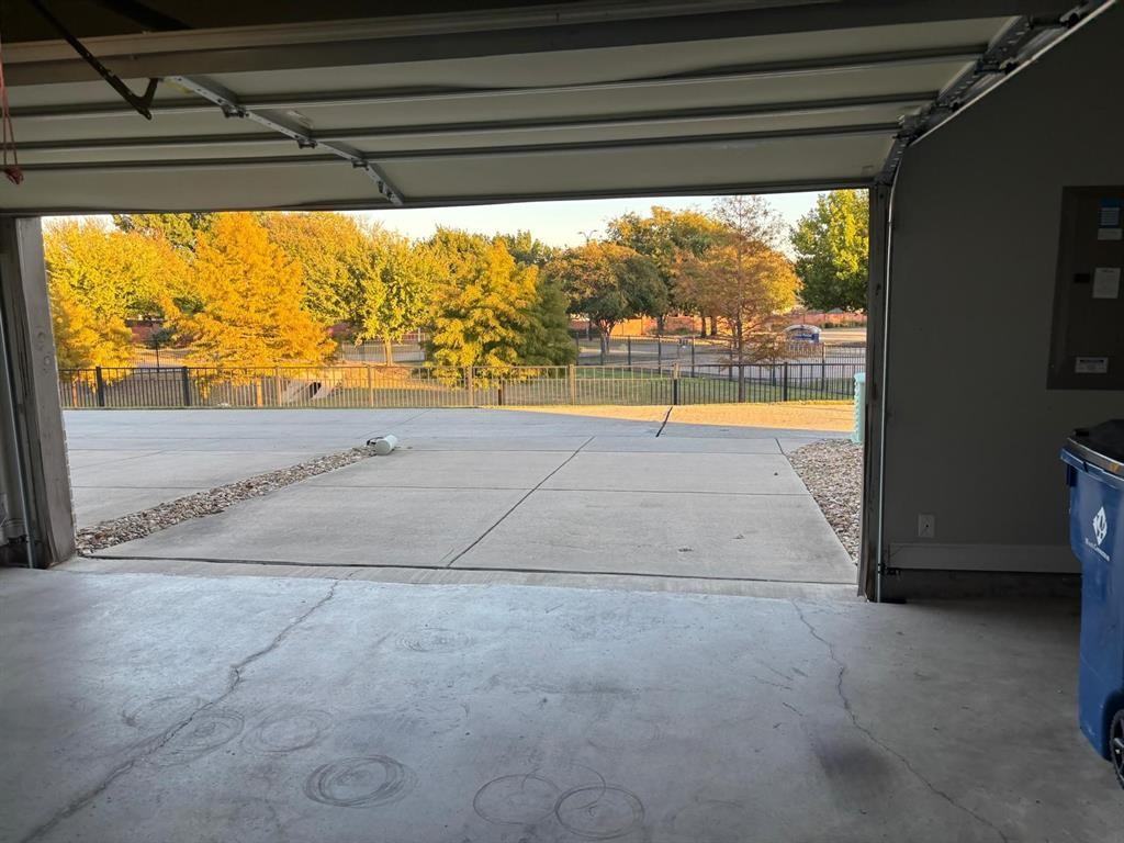 6142 Rainbow Valley Pl #6142 - Photo 2 of 38