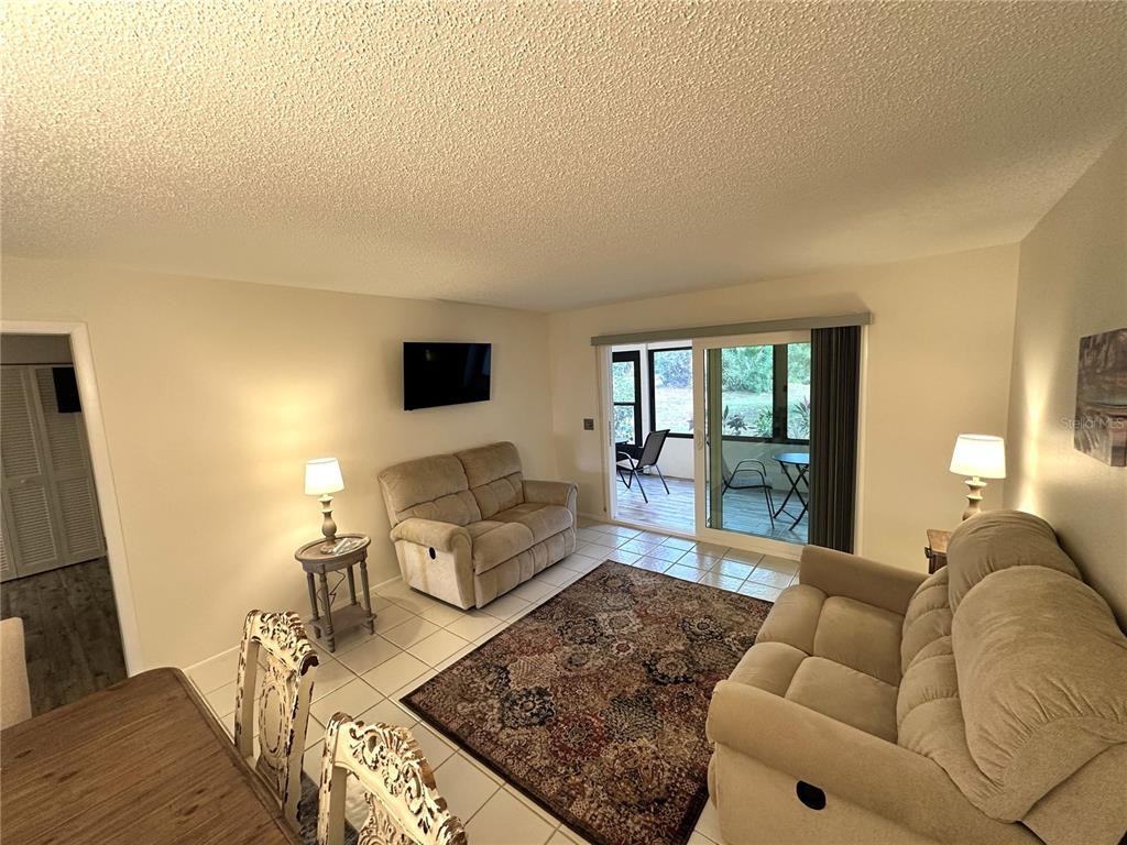 645 Woodlawn Drive #645 - Photo 3 of 27