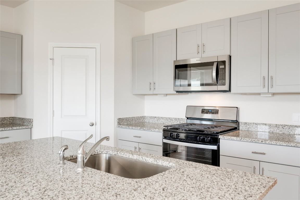 400 Hodge Street #400 - Photo 7 of 14