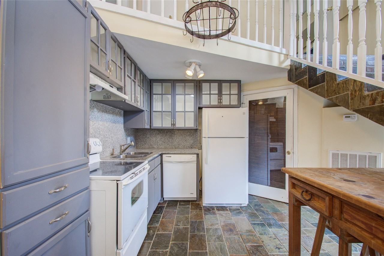 5313 Palmetto Street #5313B - Photo 5 of 30