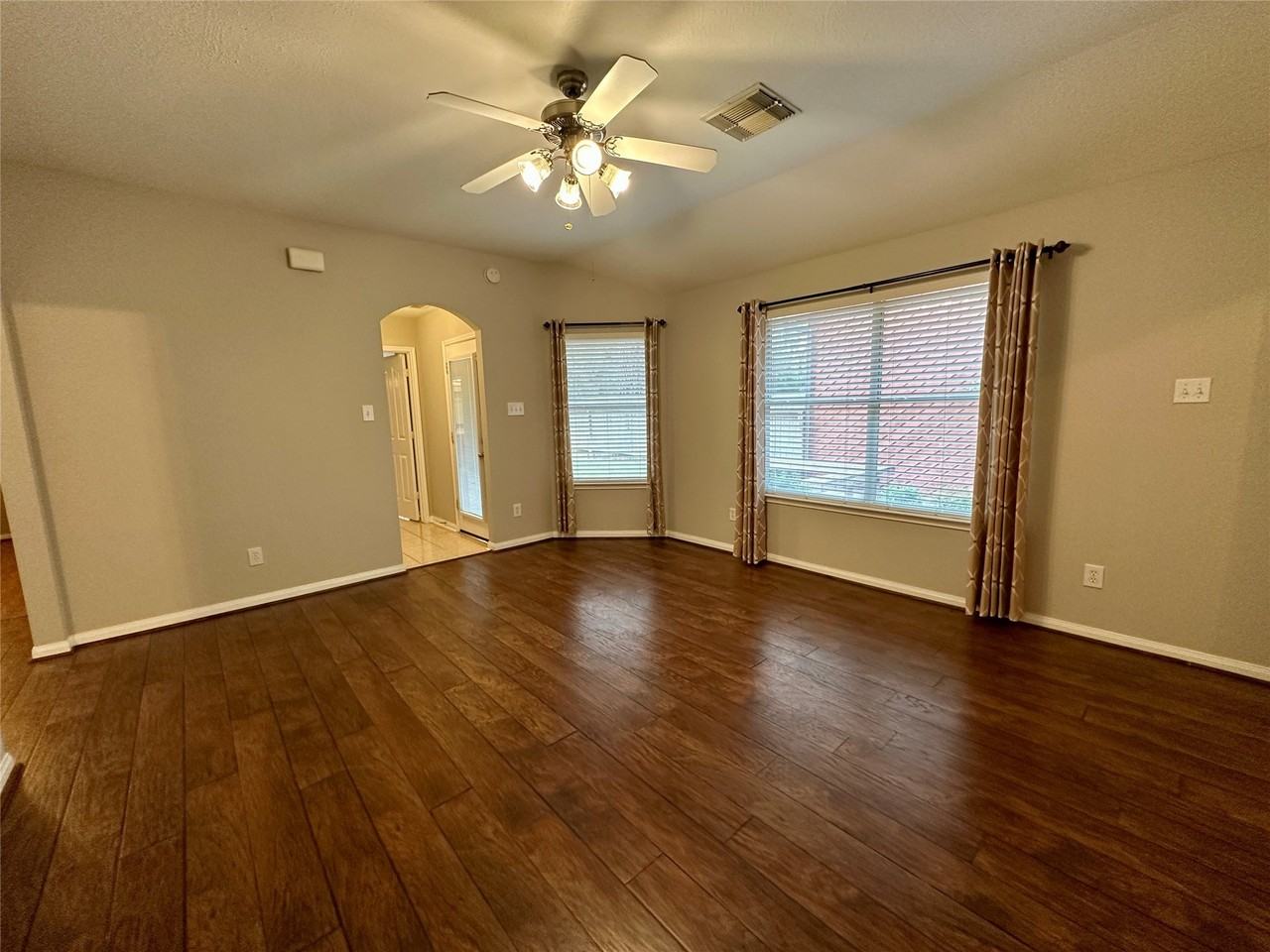 11530 Twain Drive #11530 - Photo 3 of 23