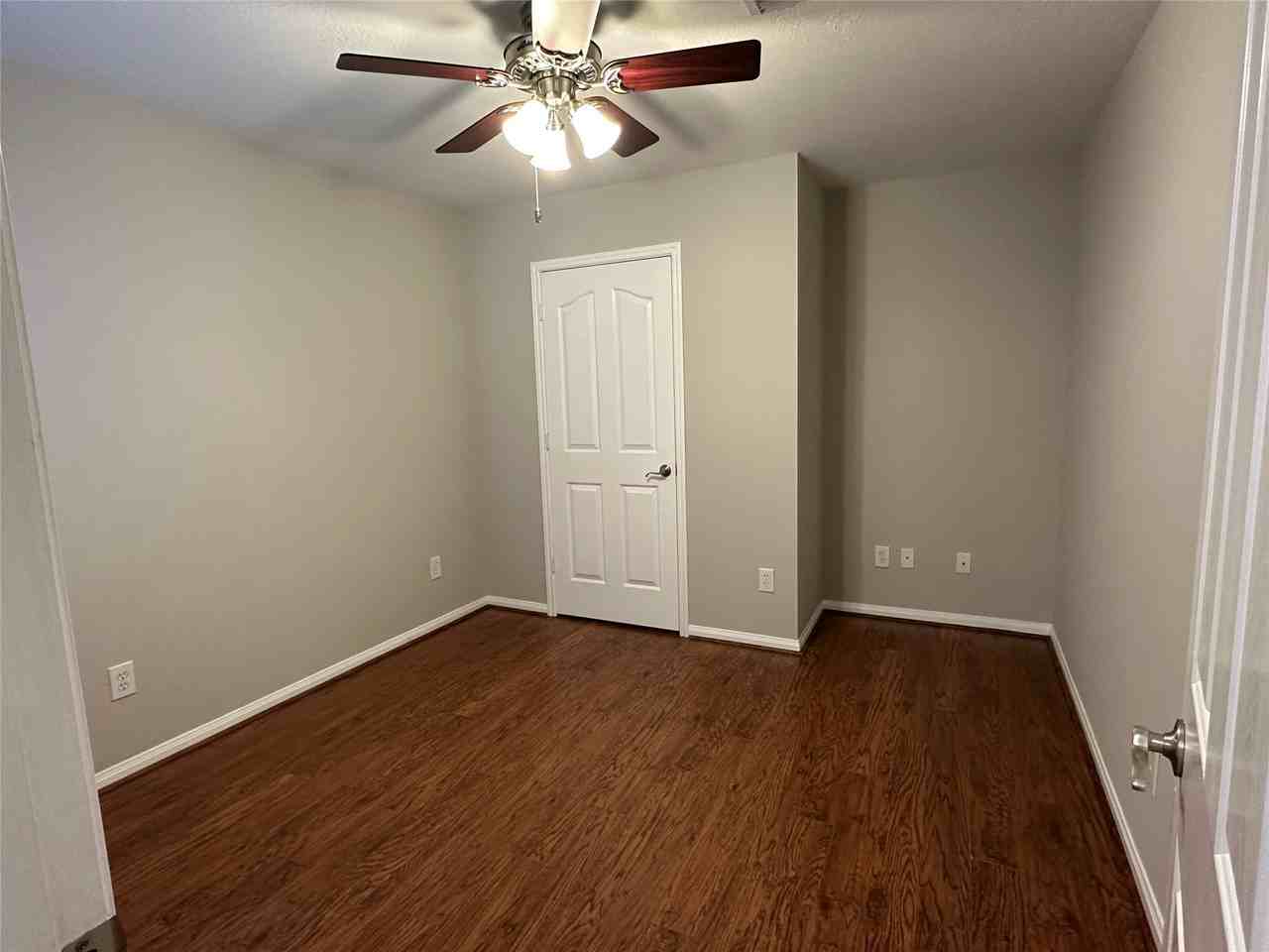 11530 Twain Drive #11530 - Photo 5 of 23