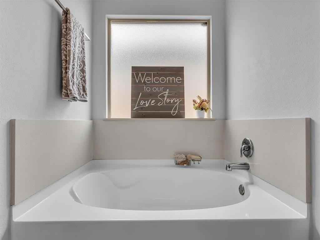 2820 Jackal Drive #2820 - Photo 2 of 27
