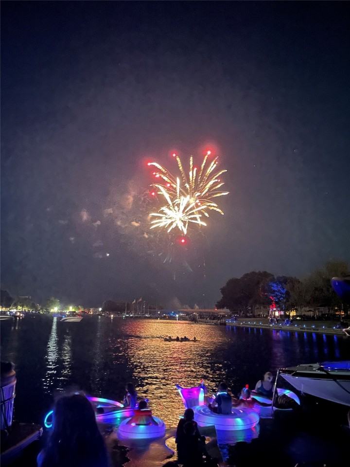 12500 Melville Drive #12500233D - Photo 7 of 19