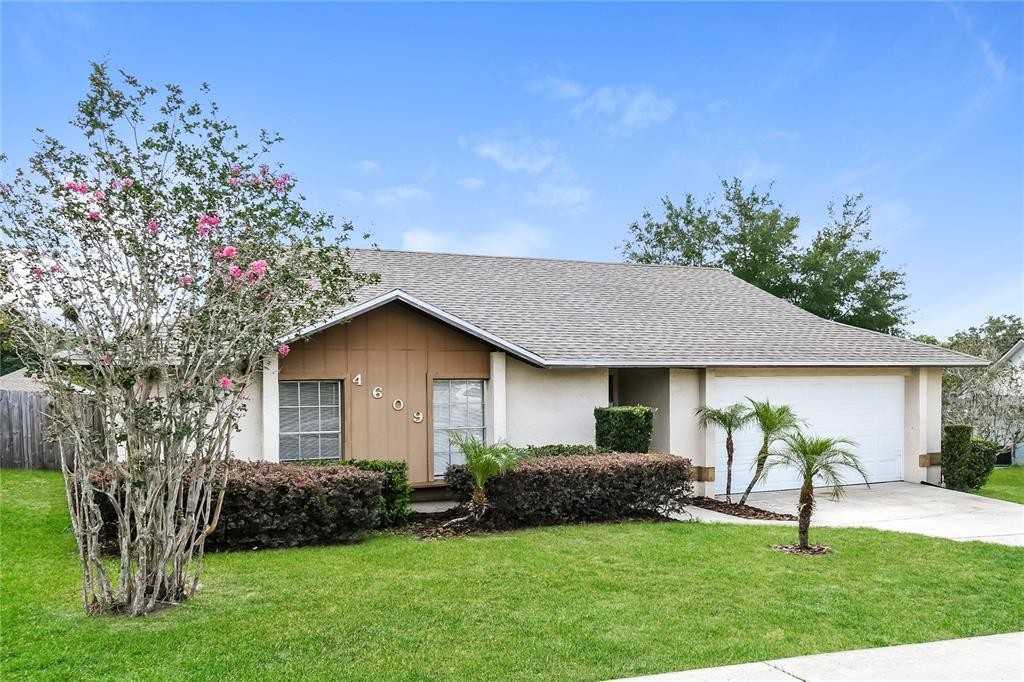 4609 Wellesly Drive #4609 - Photo 3 of 15