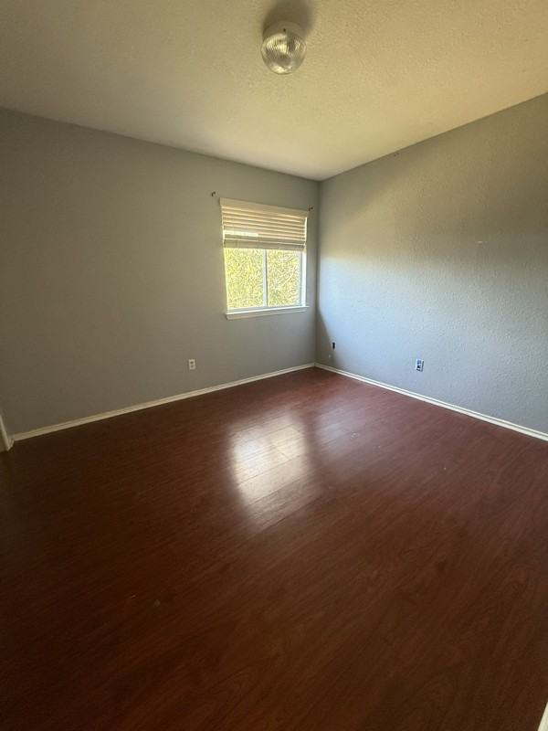 1209 Coronation Way - Photo 3 of 20