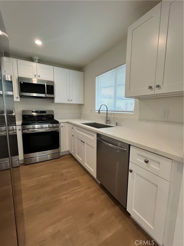 1011 East Chevy Chase Drive #1011A - Photo 3 of 13