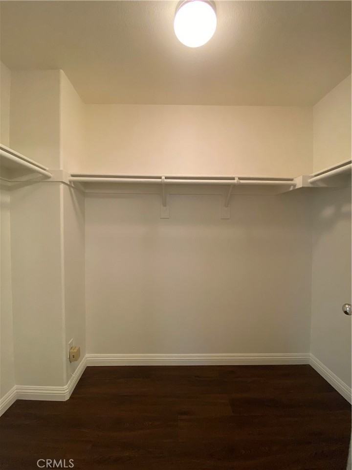 2251 Joshua Tree Way #2251 - Photo 6 of 17