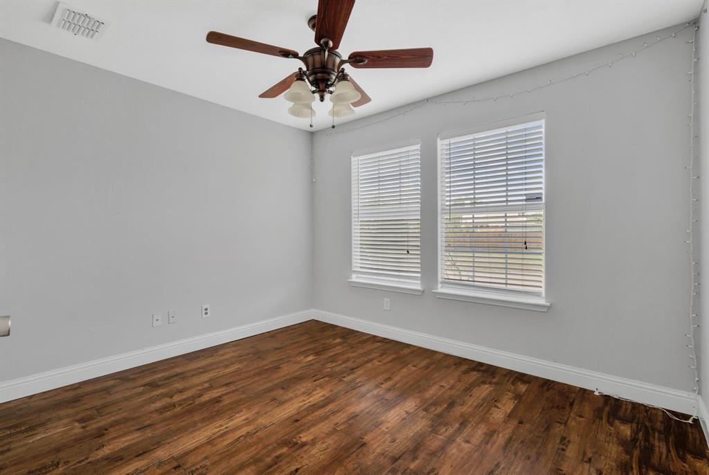 1725 Willow Way #1725 - Photo 6 of 33